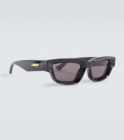 Bottega Veneta Sharp Square Sunglasses In Black