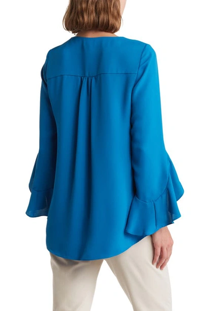 Vince Camuto Flutter Sleeve Crossover Top In Lake Breeze