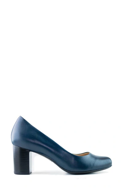 Marc Joseph New York Midtown Pump In Navy Napa Soft