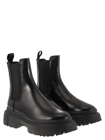 Shop Hogan Janeiro - Chelsea Boots In Black