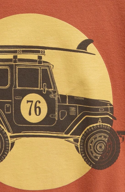 Tiny Whales Kids' Trailblazer Car & Surfboard Cotton Graphic T-shirt In Brick