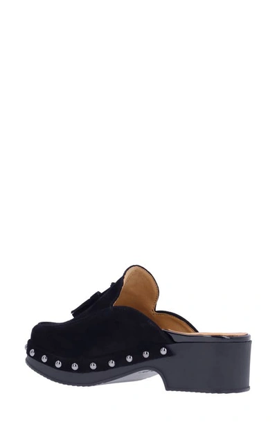 L'amour Des Pieds Gracen Studded Clog In Black