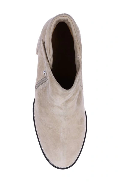 L'amour Des Pieds Lanelle Bootie In Taupe