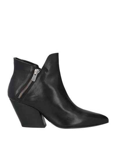 Shop Officine Creative Italia Woman Ankle Boots Black Size 5 Soft Leather