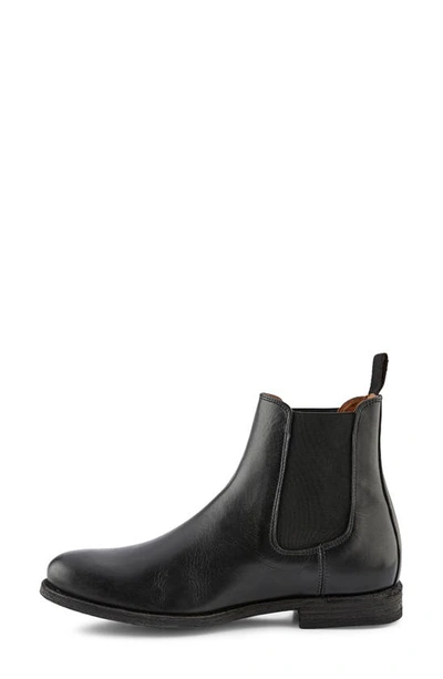 frye black chelsea boots