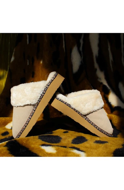 Minnetonka Cerise Faux Fur Scuff Slipper In Stone