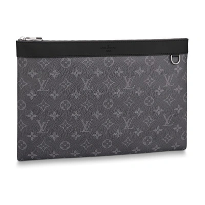 Louis Vuitton Discovery Pochette In Gris