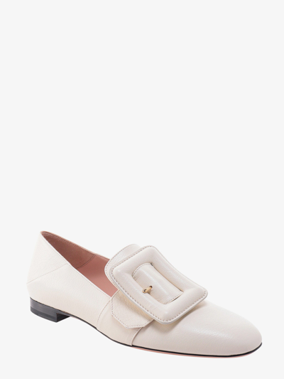 Shop Bally Woman Janelle Woman Beige Loafers In Cream