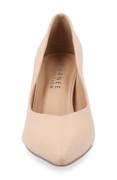 Journee Collection Simonne Pointed Toe Pump In Vanilla
