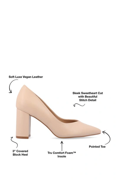 Journee Collection Simonne Pointed Toe Pump In Vanilla