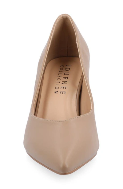 Journee Collection Simonne Pointed Toe Pump In Mocha