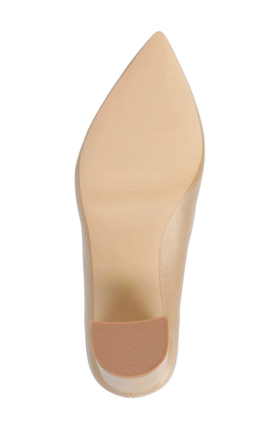 Journee Collection Simonne Pointed Toe Pump In Honey