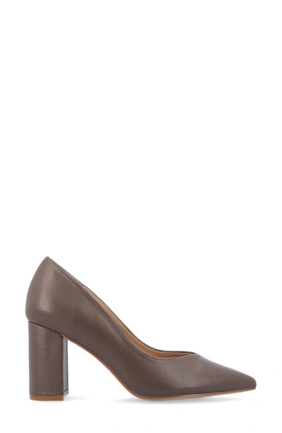 Journee Collection Simonne Pointed Toe Pump In Truffle
