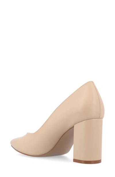 Journee Collection Simonne Pointed Toe Pump In Shell