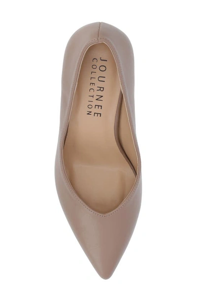 Journee Collection Simonne Pointed Toe Pump In Rosewood