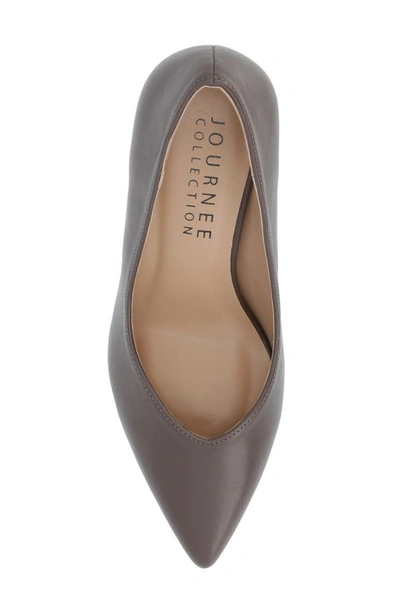 Journee Collection Simonne Pointed Toe Pump In Truffle