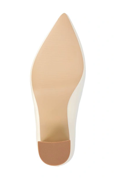 Journee Collection Simonne Pointed Toe Pump In Cream