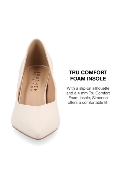 Journee Collection Simonne Pointed Toe Pump In Porcelain
