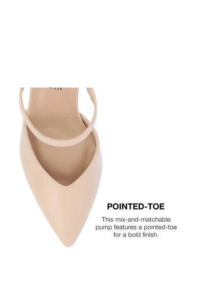 Journee Collection Yvon Pointed Toe Mule In Vanilla