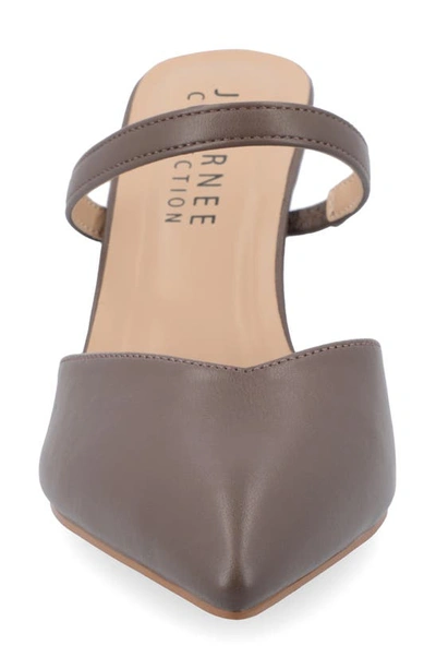 Journee Collection Yvon Pointed Toe Mule In Truffle