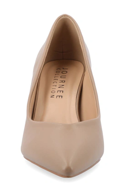 Journee Collection Gabriella Pointed Toe Pump In Mocha