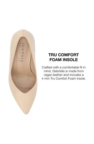 Journee Collection Gabriella Pointed Toe Pump In Shell