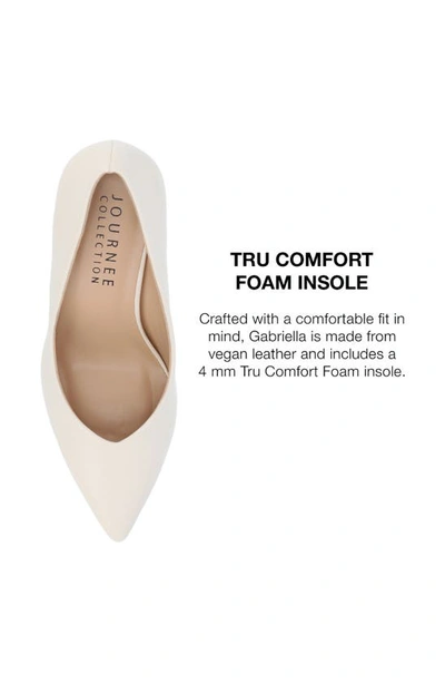Journee Collection Gabriella Pointed Toe Pump In Porcelain