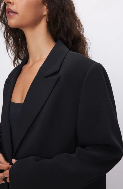 Shop Good American Luxe Suiting Boyfriend Blazer In Black001