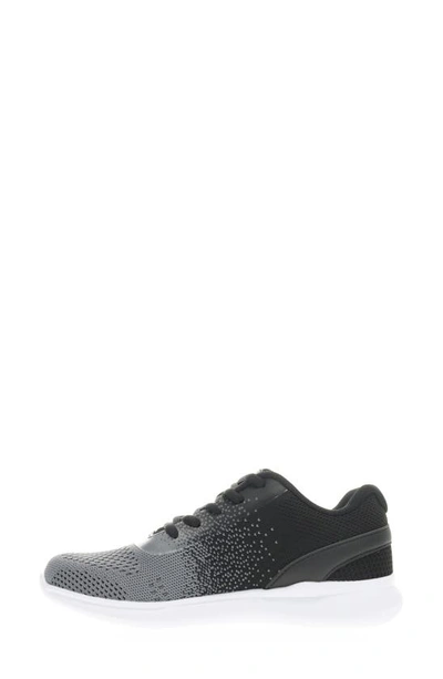 Propét Travelbound Duo Sneaker In Black