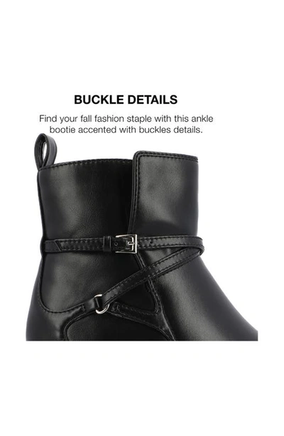 Journee Collection Estelle Bootie In Black