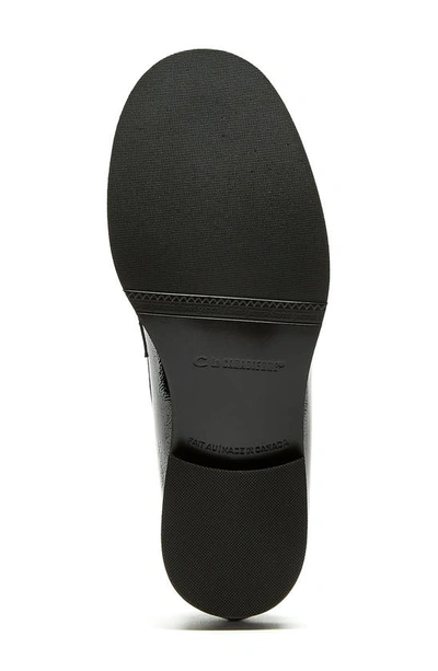 La Canadienne Dalilah Patent Chain Slip-on Loafers In Black Crinkle Patent