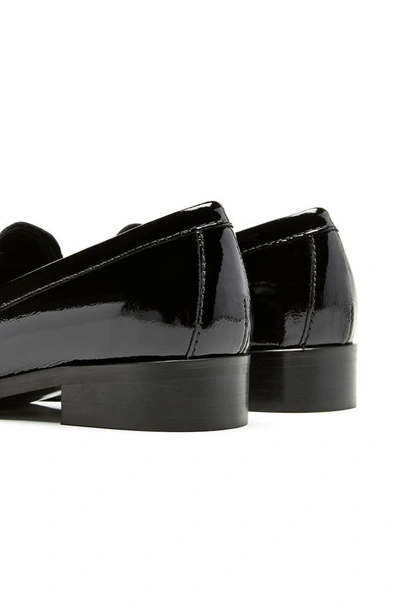 La Canadienne Dalilah Patent Chain Slip-on Loafers In Black Crinkle Patent