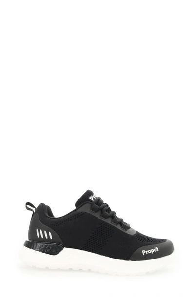 Propét B10 Usher Sneaker In Black