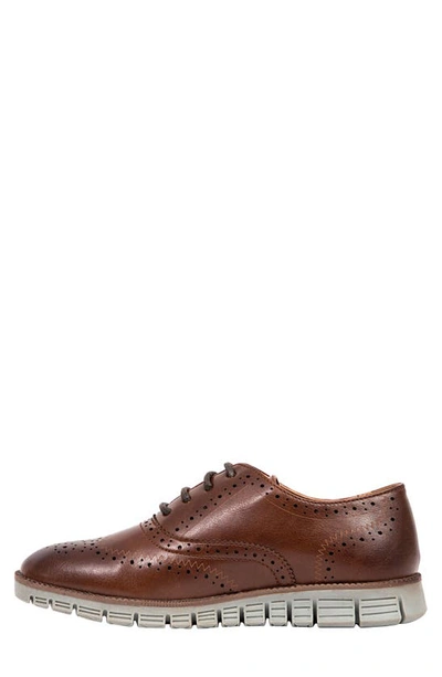 Deer Stags Benton Jr. Classic Lace-up Wingtip Hybrid Sneaker Dress Comfort Oxford In Brown/grey