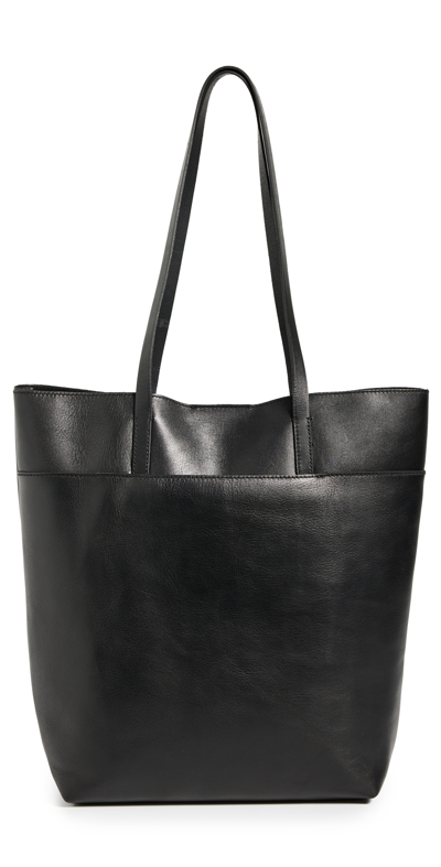 Shop Madewell The Essential Tote In Leather True Black