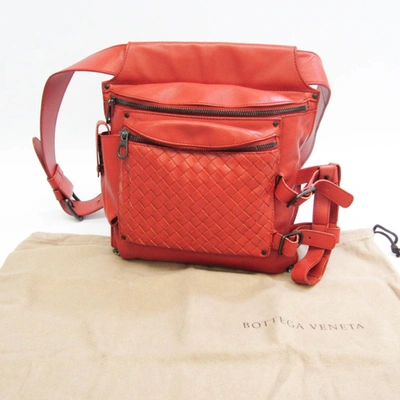 Shop Bottega Veneta Intrecciato Red Leather Shoulder Bag ()