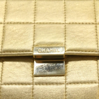 Pre-owned Chanel Chocolate Bar Gold Leather Shoulder Bag ()