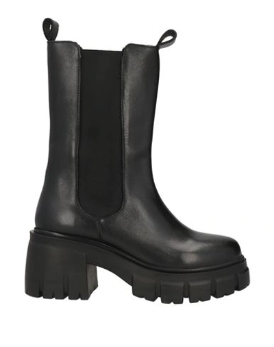 Shop Pregunta Woman Ankle Boots Black Size 8 Soft Leather