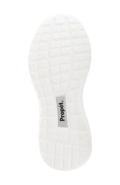 Propét B10 Usher Sneaker In Mint