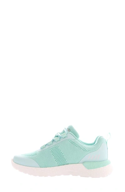 Propét B10 Usher Sneaker In Mint