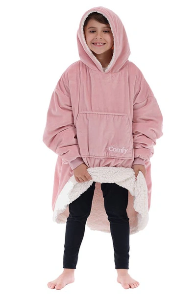 Shop The Comfy Kids'  Dream Lightweight Wearable Blanket In Blush