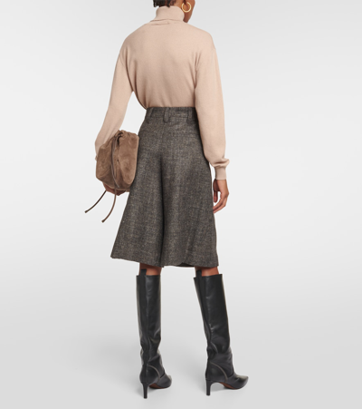 Brunello Cucinelli Wool-blend Bermuda Shorts In Grey