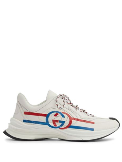 Shop Gucci Run Leather Sneaker