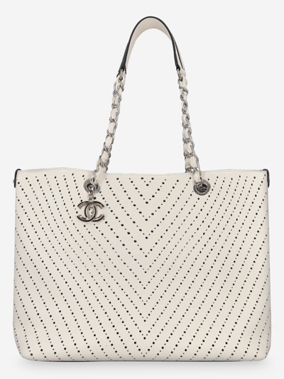 Pre-owned Chanel Leather Tote Bag In White