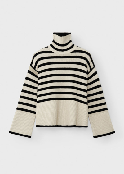 Totême Two-tone Design Turtleneck Jumper