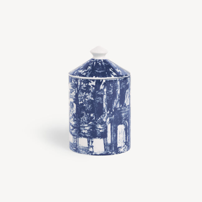 Shop Fornasetti Se Poi Scented Candle - Giardino Settecentesco - Giardino Segreto Fragrance In Blue/white