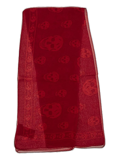 Shop Alexander Mcqueen Skull Printed Finished Edge Scarf In Red