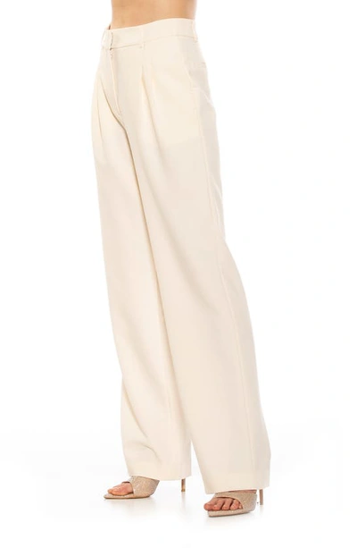 Alexia Admor Ellie Pleated Wide Leg Pants In Ivory
