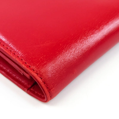 Pre-owned Louis Vuitton Opéra Red Leather Clutch Bag ()