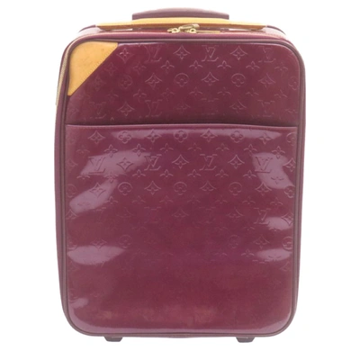 Pre-owned Louis Vuitton Pegase Ou Pégase Purple Patent Leather Travel Bag ()